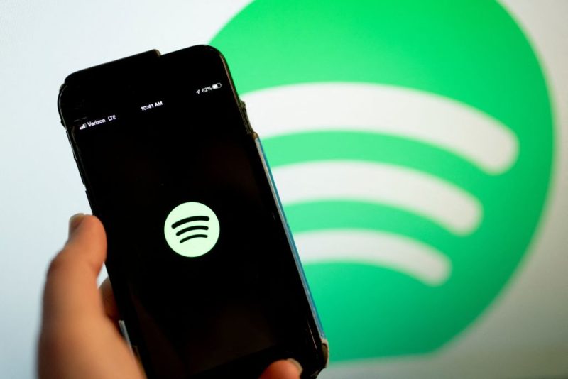 Spotify CEO Apologizes To Staff For Joe Rogan Racism, But Makes It Clear He Is Here To Stay