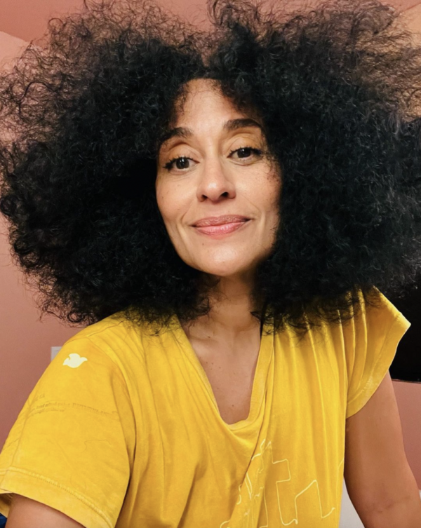 ‘She Get it From Her Momma!: Tracee Ellis Ross Flaunts Natural Hair and Makeup In New Photo