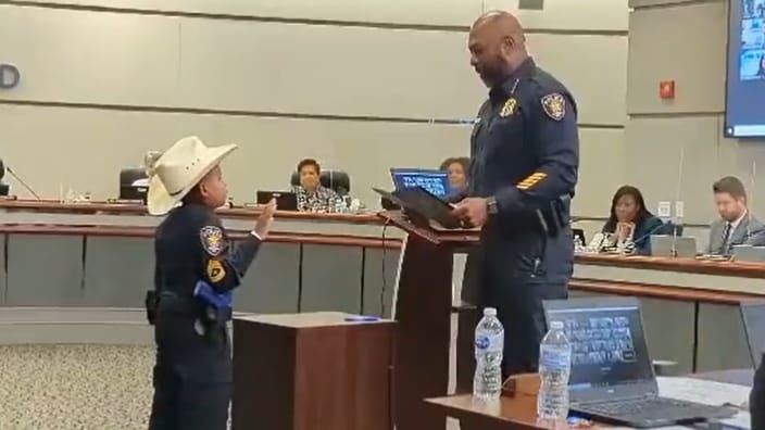 10-year-old Texas boy battling brain cancer sworn in as officer at hundreds of police agencies