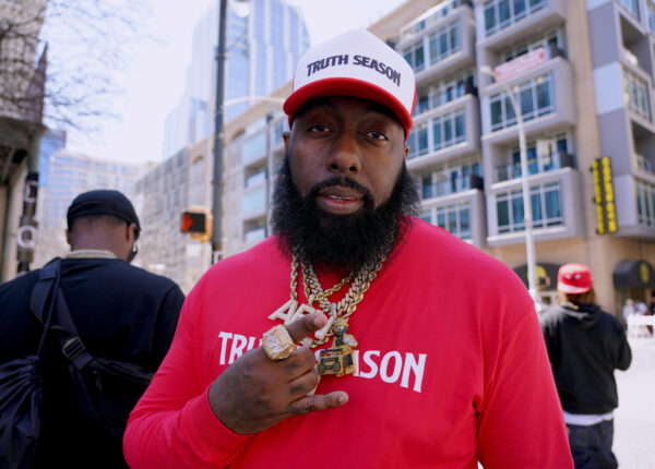 ‘Heaven Sent’: Trae Tha Truth Helps Woman Who Was Robbed In Front of Her Southwest Houston Home