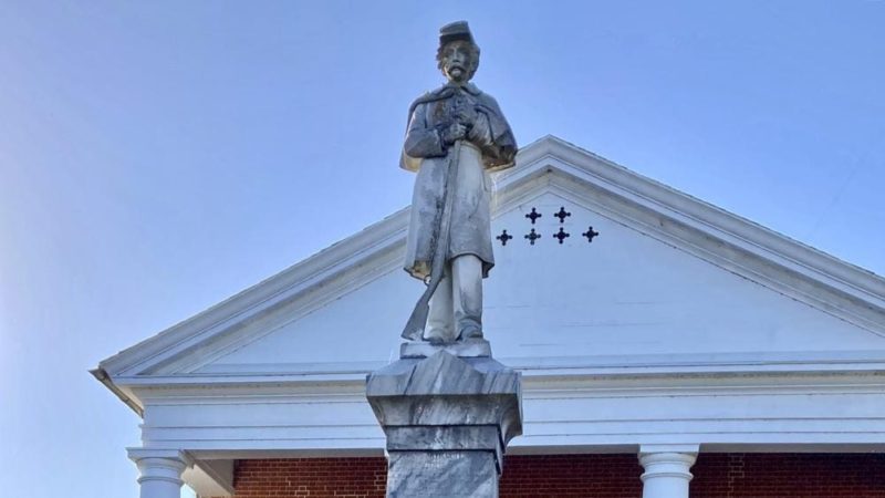 Suit claims city trying to limit Confederate statue protests