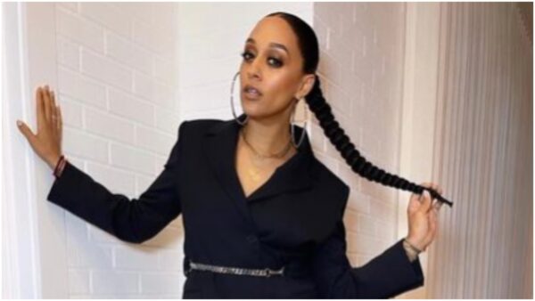 ‘You Kill It Every Time!’: Tia Mowry Fans Can’t Get Enough of Her Transition Videos 