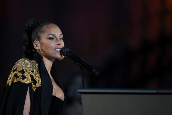 ‘In Londonnnn, Concrete Jungles Where Dreams Are Made of’: Alicia Keys Hits Back at Backlash She Received Performing at Queen Elizabeth’s Jubilee