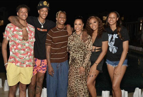 ‘Your Genes Are Stronger Than a McDonald’s Sprite!’: Shaunie Henderson Shares Photo with All Five of Her Kids She Shares with Shaquille O’Neal, Fans Say Kids Stole Her Face