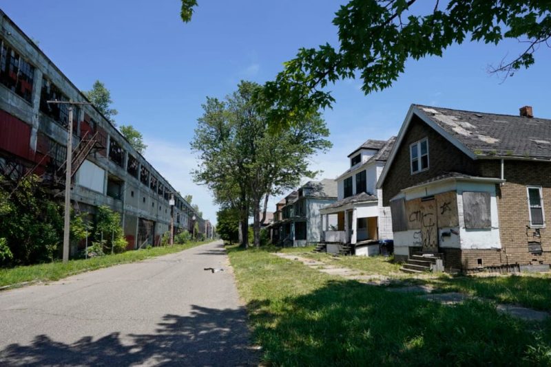 Detroit ridding itself of concrete skeletons, 100 decaying remnants of white flight