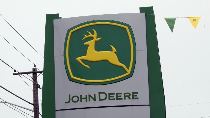 John Deere worker endured slurs, fried chicken, chain and cotton jokes at work, lawsuit alleges 