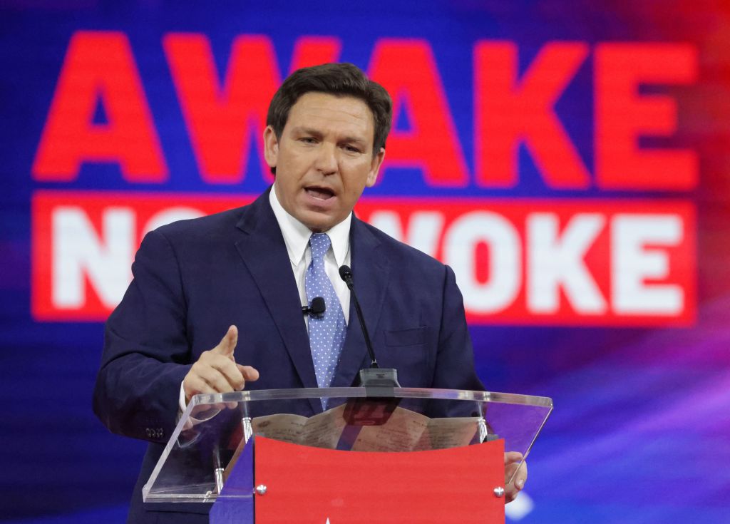 ‘Racist Tactics’: DeSantis Sending Migrants To Martha’s Vineyard Echoes ‘Segregationists,’ Senator Says