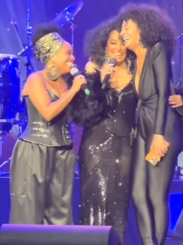 ‘Your Voice Is Beautiful’: Tracee Ellis Ross Joins Mother and Sister on Stage and Shows Off Her Vocal Ability