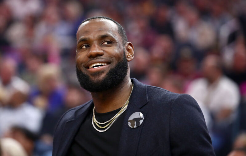 LeBron James Family Foundation, Stark State College Lead Scholarship Initiative