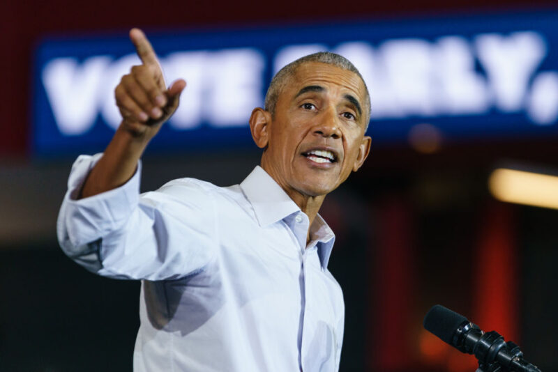 Watch Obama Check Heckler Who Interrupted Him At Michigan Rally: ‘Right Now I’m Talking!’