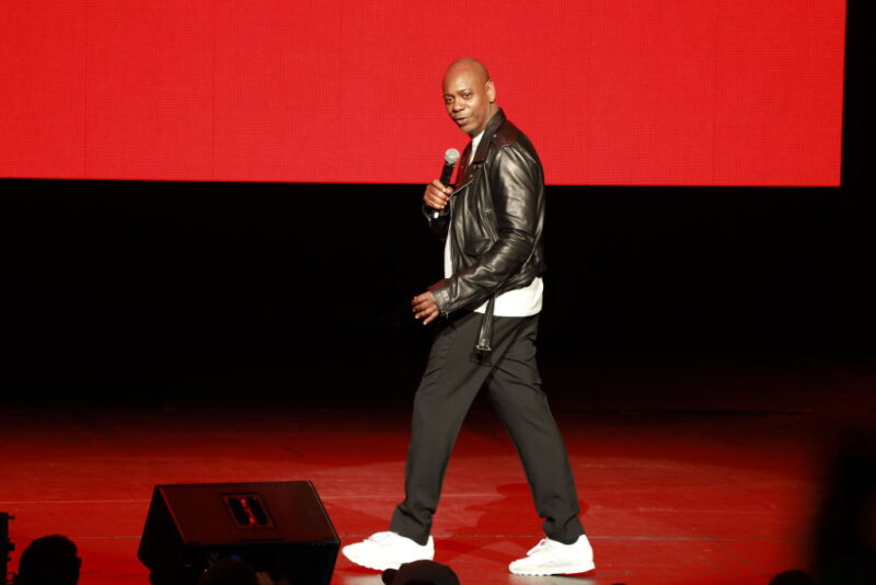 Dave Chappelle’s ‘SNL’ Appearance Was Great, But He’s Still Whining About ‘Cancel Culture’ And It’s Tired