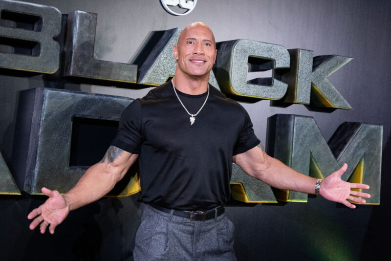 Dwayne Johnson Visits The 7-Eleven He Stole Candy From As A Kid