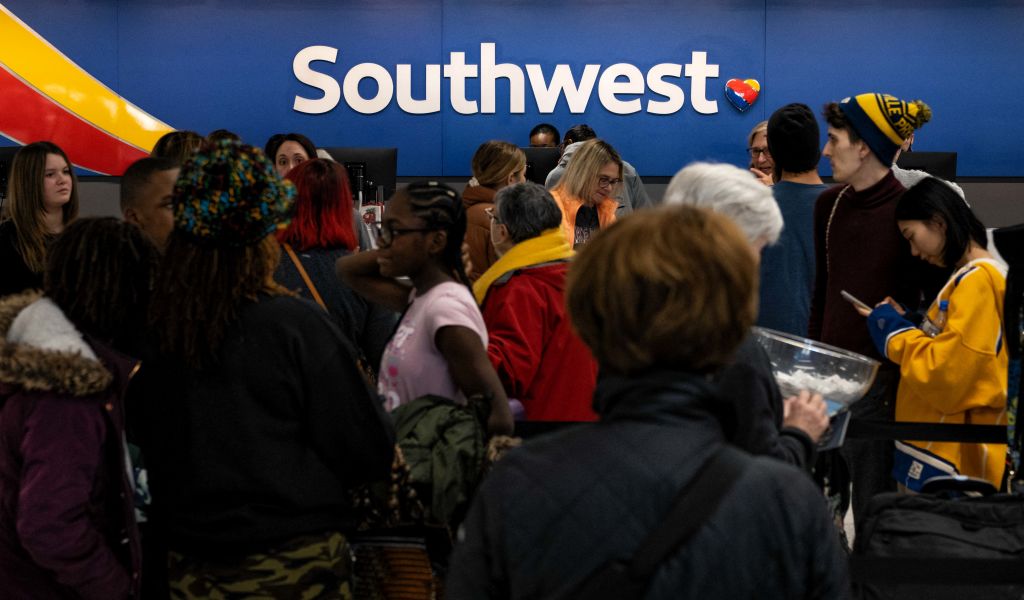 Video Shows Southwest Pull A ‘Karen’ After Cops Called On Travelers Whose Flights Were Canceled