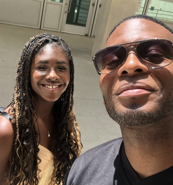 ‘I Never Cared About Your Money, I Just Needed My Dad’: Kel Mitchell’s Daughter Calls Him Out for Being an Absentee Dad and Owing His Ex-Wife $1.2 Million In Child and Spousal Support