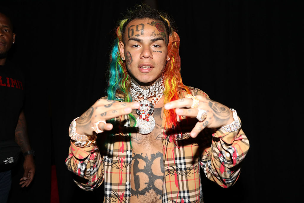 Graphic Videos Showing Tekashi 6ix9ine Being Brutally Beaten In Florida Gym Go Viral