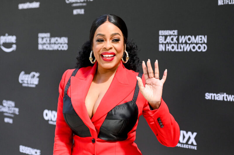 Giving Niecy Nash Her Flowers: Why The Actress Is A Black Icon