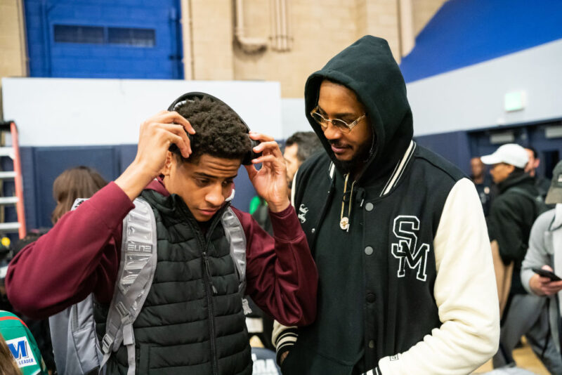 Kiyan Anthony Given The Basketball Baton As Dad Carmelo Announces NBA Retirement