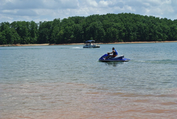 Usher’s Ex-Wife Tameka Foster Wants Atlanta’s Lake Lanier Drained After Son’s Jet Ski Death