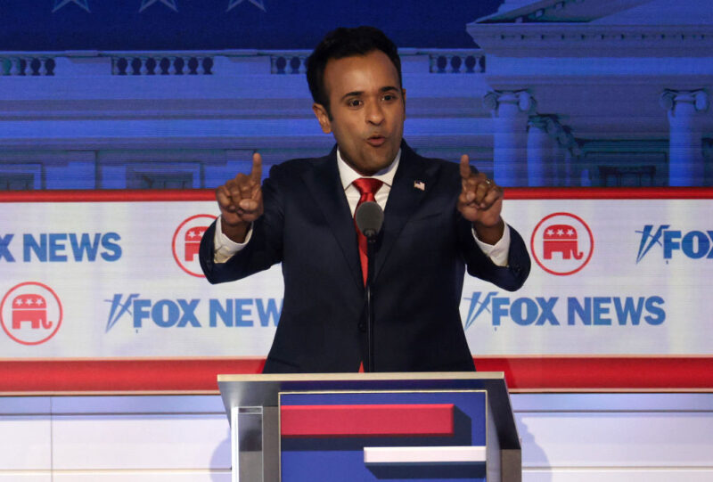 Vivek Ramaswamy Copies Obama’s Whole Flow ‘Bar For Bar’ During GOP Debate