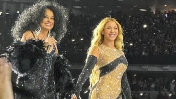 ‘Black Don’t Crack’: Diana Ross Proves Why She’s the ‘Original It Girl’ After Surprising Beyoncé on Stage to Sing ‘Happy Birthday’