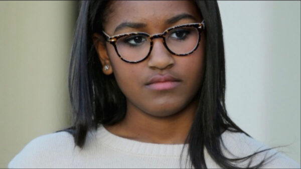 Sasha Obama ‘Stalked’ By Paparazzi While Roaming the Cold Streets of New York In a Crop Top