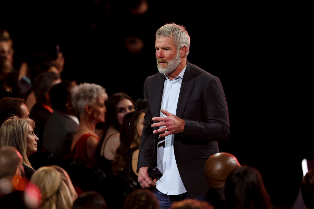 Brett Favre Still Owes Mississippi Over $700,000 For Welfare Scandal, Auditor Says