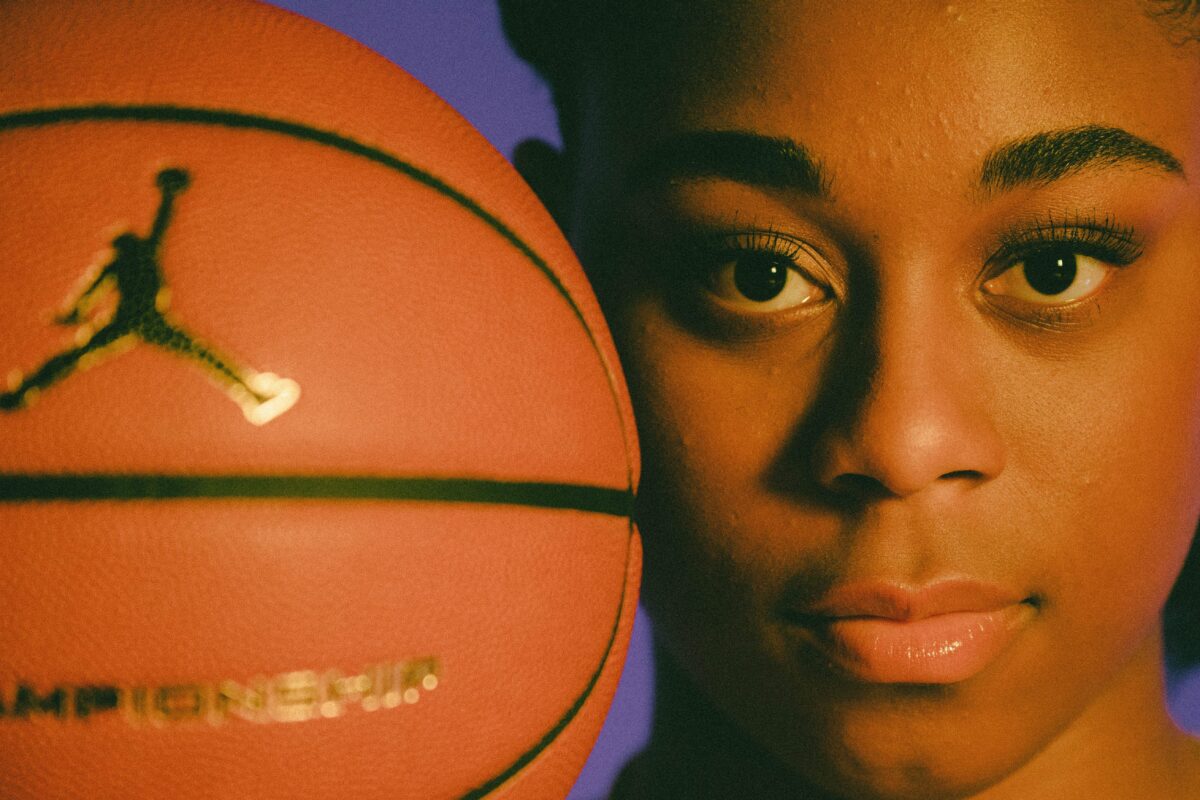 LSU’s Mikaylah Williams Secures NIL Partnership With Jordan Brand