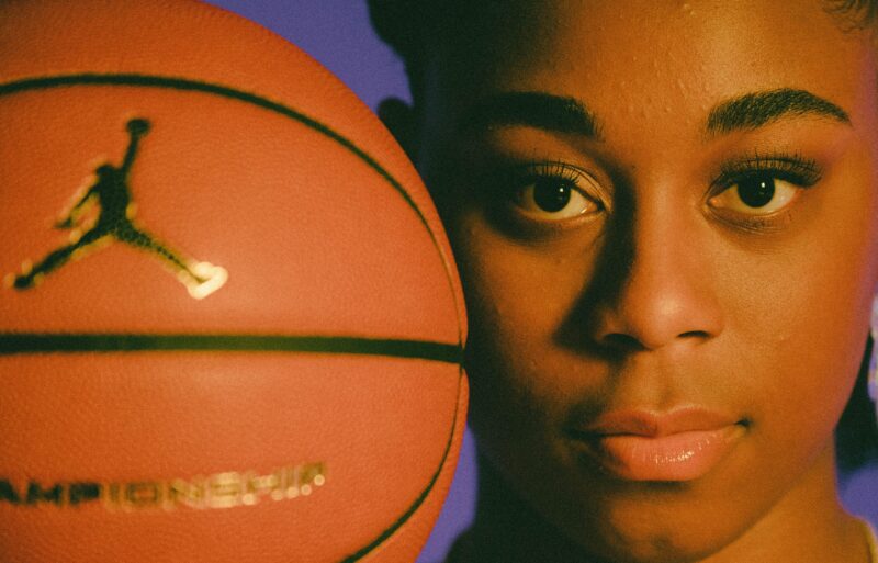 LSU’s Mikaylah Williams Secures NIL Partnership With Jordan Brand