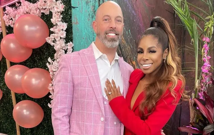 ‘She Knows She’s Not Getting Dark-Skinned Babies’: Candiace Dillard’s Husband Calls Out Critics Who Slammed Reality Star for Saying She Fears Having Light-Skinned Children