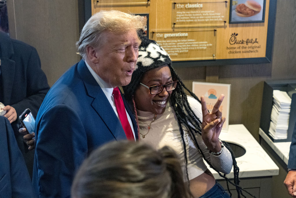 Black Woman Hugging Trump In Viral Chick-Fil-A Video Shows How ...