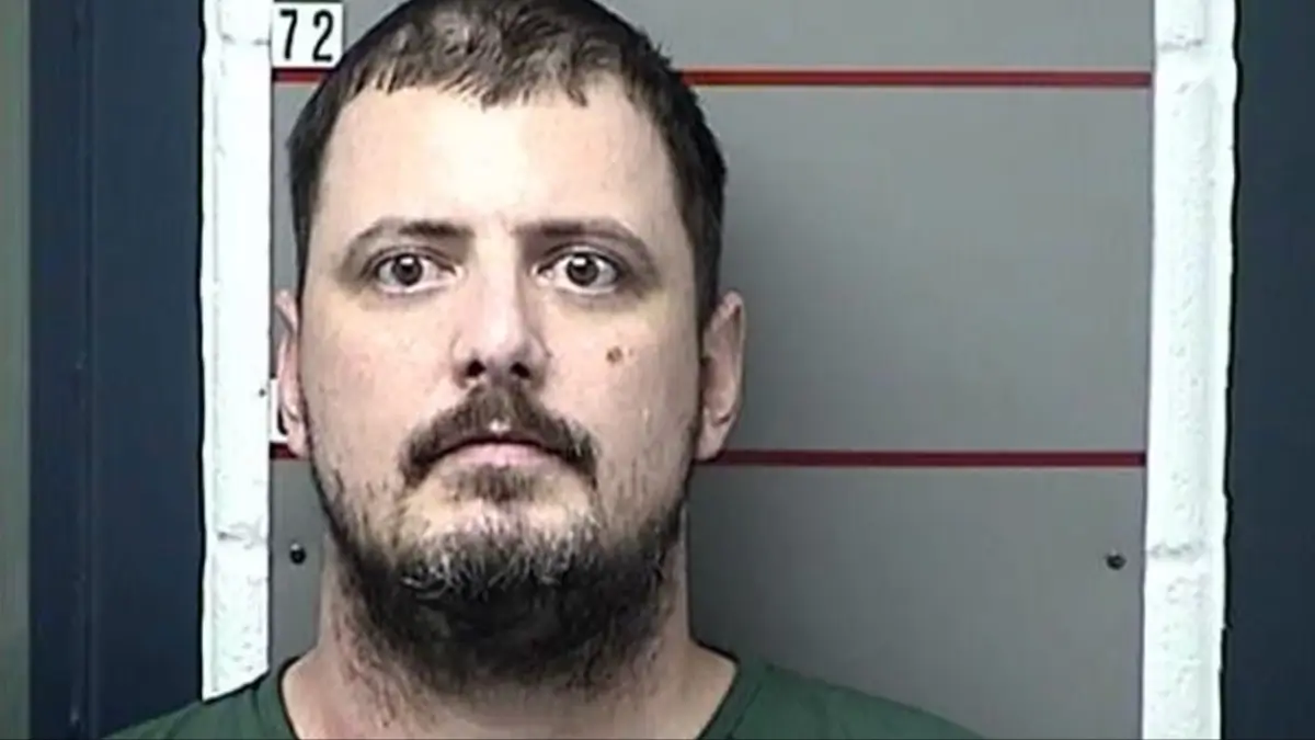 Karma!: Kentucky Man Hacks Into Government Systems to Fake His Own Death to Skirt Paying $100K In Child Support, But Now He Owes More Than Ever Before