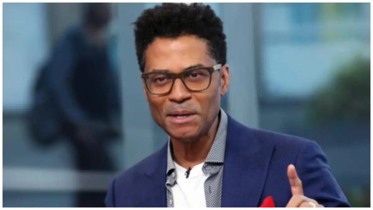 Bizarre Video of Eric Benét In a Bathtub with Pearls Around His Neck Sparks Concern About His Behavior: ‘You Have Lost Your Mind’