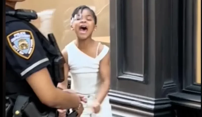 ‘I Am Going to Kill Somebody!’: Viral Video of Small Girl Yelling and Cussing at NYPD Cops After Her Mother Is Wrongfully Accused Draws Strong Reactions