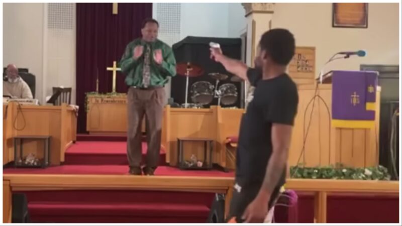 ‘Get Him! Get Him!’: Shocking Video Shows Deacon Tackle Gunman Who Attempts to Execute Terrified Pastor During Sermon In Pittsburgh Church Before Gun Jams