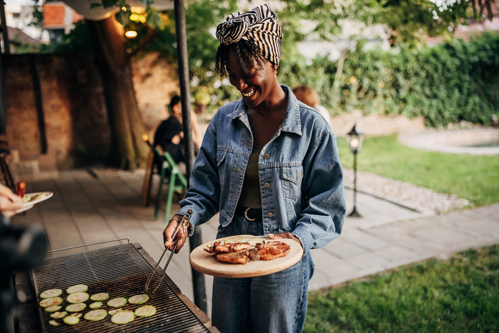 Are Young People Giving Up On Grilling For The Holidays?