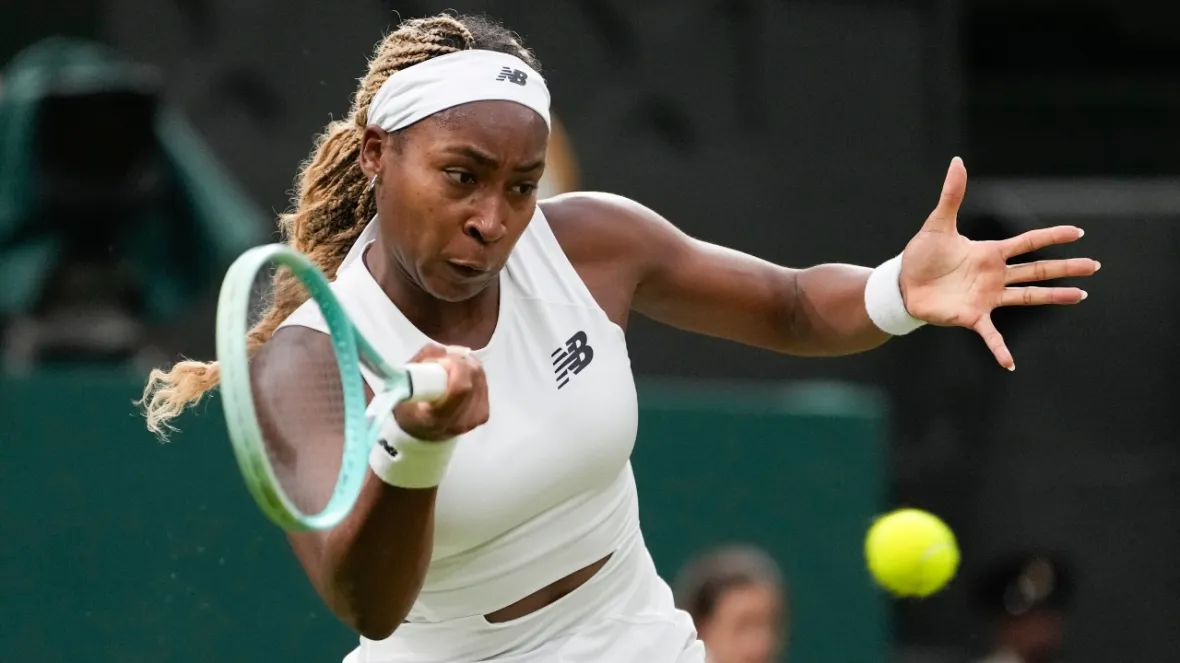 Coco Gauff can’t get a new game plan at Wimbledon and loses to Emma Navarro