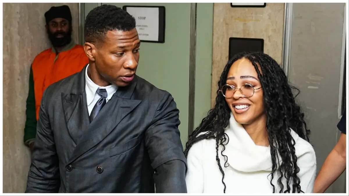 ‘He Dance Like a Jive Turkey’: Fans Roast Jonathan Majors’ Hilariously Bad Dance Moves While Girlfriend Meagan Good Appears She ‘Wanted It to Stop’