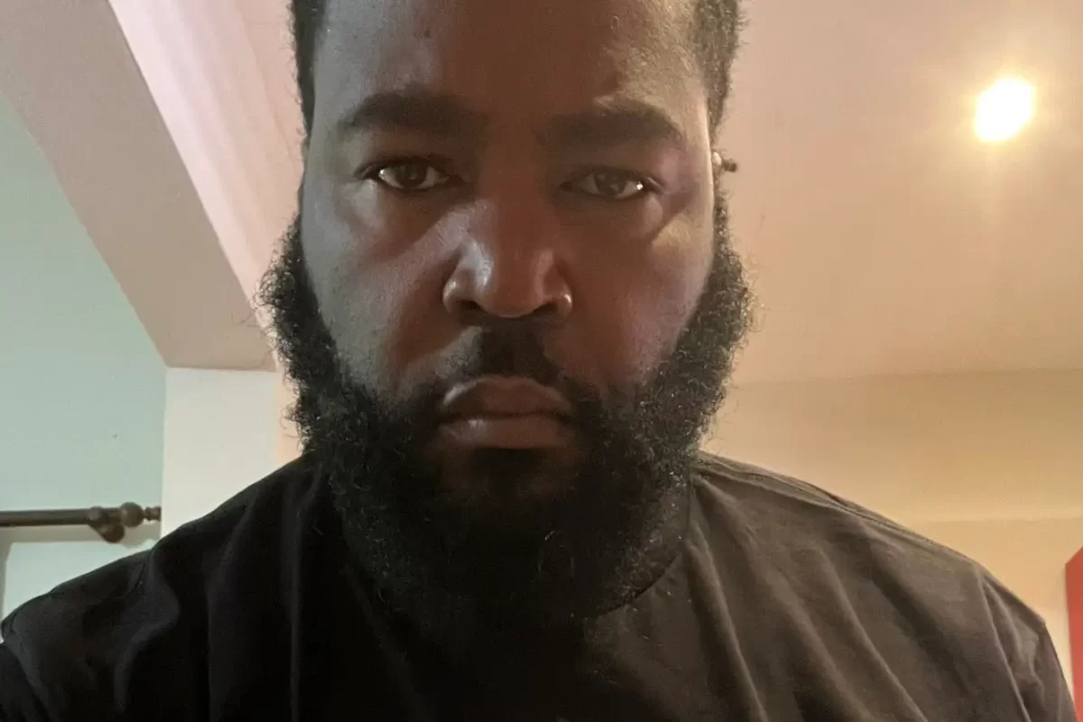 ‘No One Is Immune to White Supremacy’: Dr. Umar Johnson Accosted By Airport Cops Over Complaint of a ‘Black Man In a Plaid Shirt’ Talking to Himself