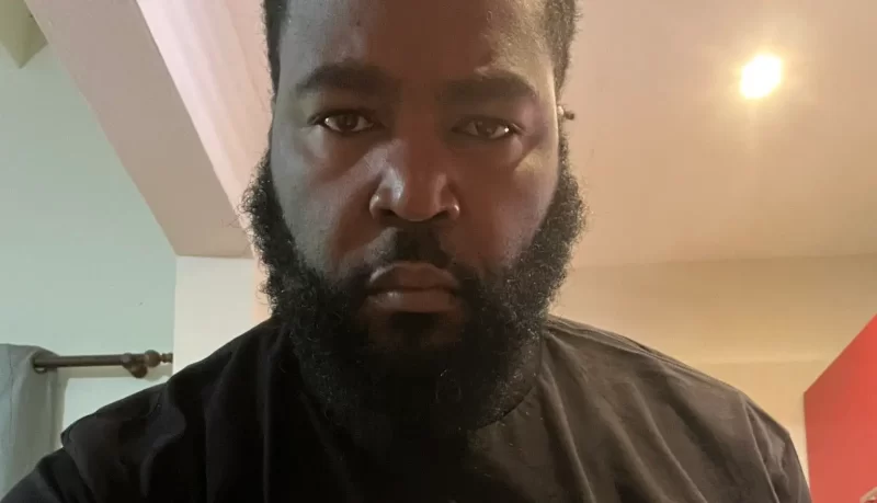 ‘No One Is Immune to White Supremacy’: Dr. Umar Johnson Accosted By Airport Cops Over Complaint of a ‘Black Man In a Plaid Shirt’ Talking to Himself