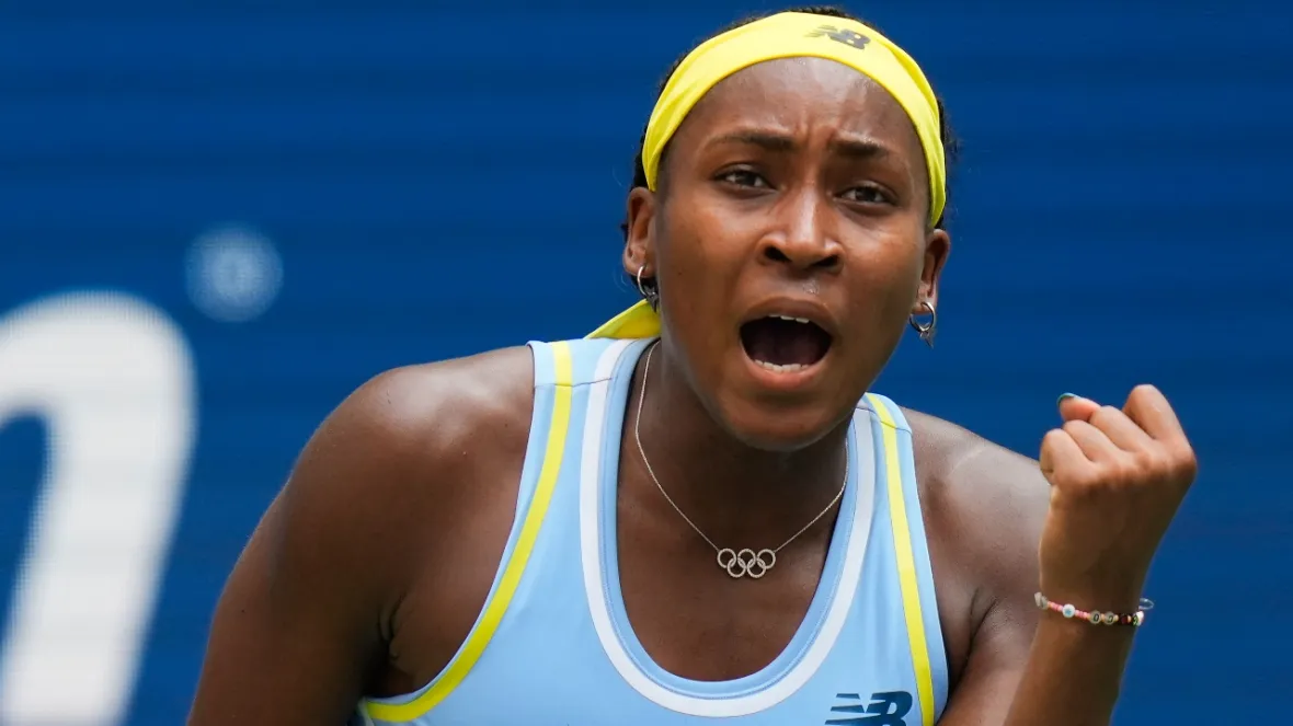 Coco Gauff begins her US Open title defense with an easy win after a two-match losing streak