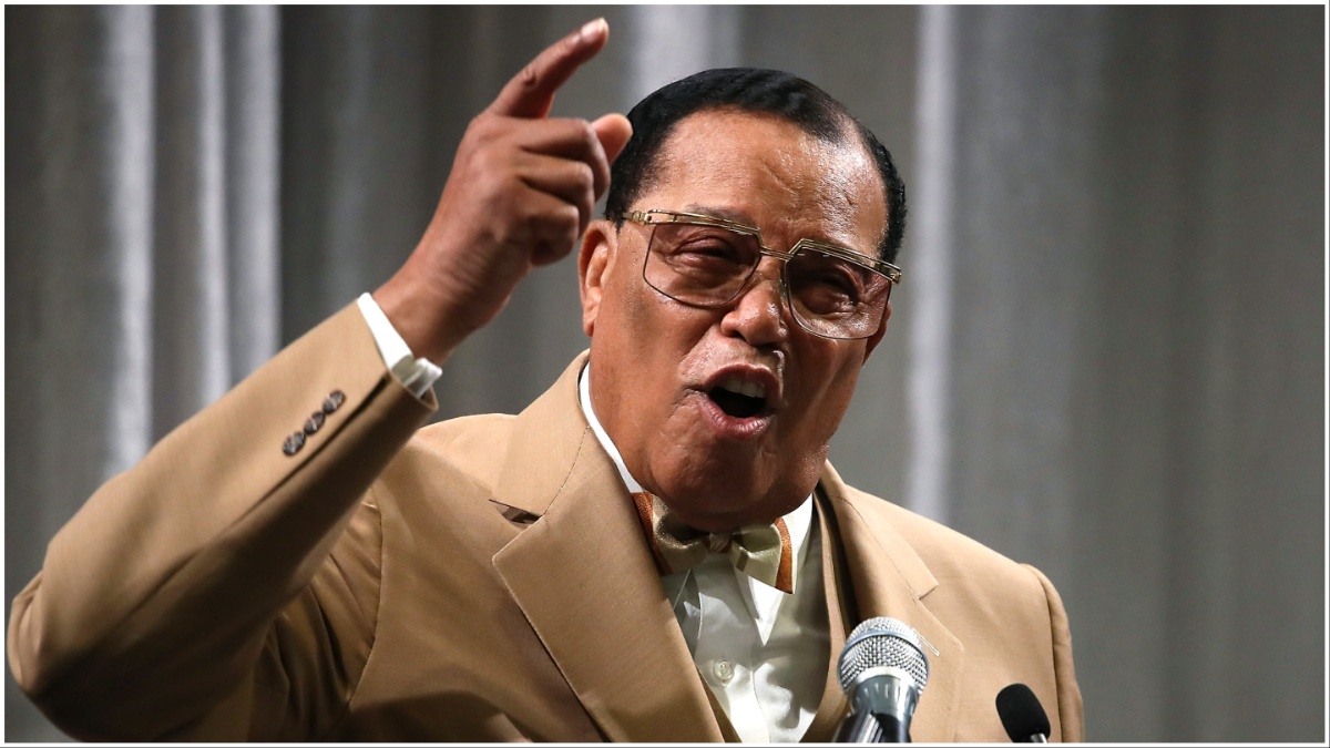 ‘Is That the Original Karen?’: Louis Farrakhan Shuts Down Phil Donahue Guest Who Claims White People Have ‘Done Backflips’ for Black People In Resurfaced Clip 