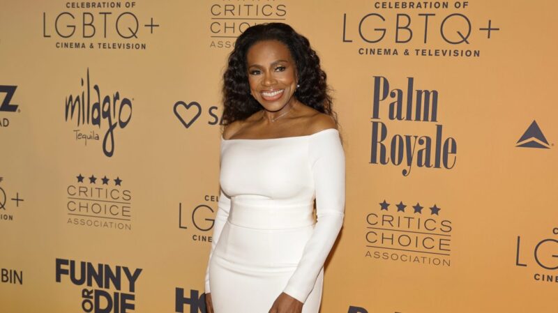 Sheryl Lee Ralph is schooling people ‘of a certain age’ to respect preferred pronouns