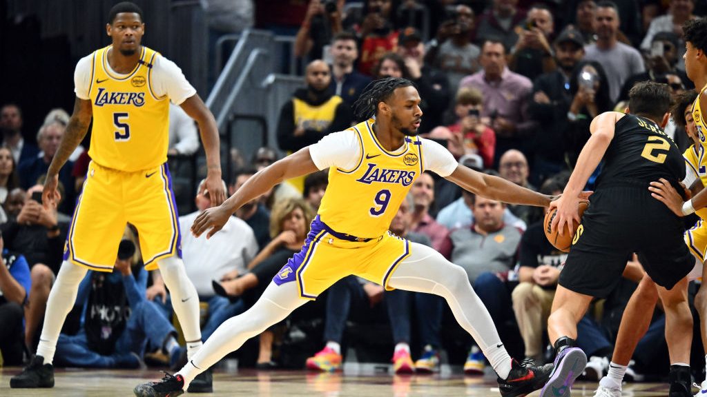 Bronny James feels love from Cleveland while scoring first NBA points in an arena where he grew up