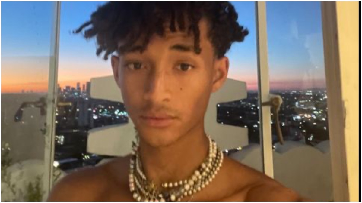 ‘Weird Just Like Yo Moms’: Jaden Smith’s Attempt to Explain His ‘Weird Behavior’ Amid His Entanglement with Two Women Backfires 