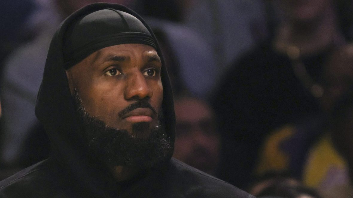 Analysis: Only LeBron James knows what’s happening right now, and what’s in his future