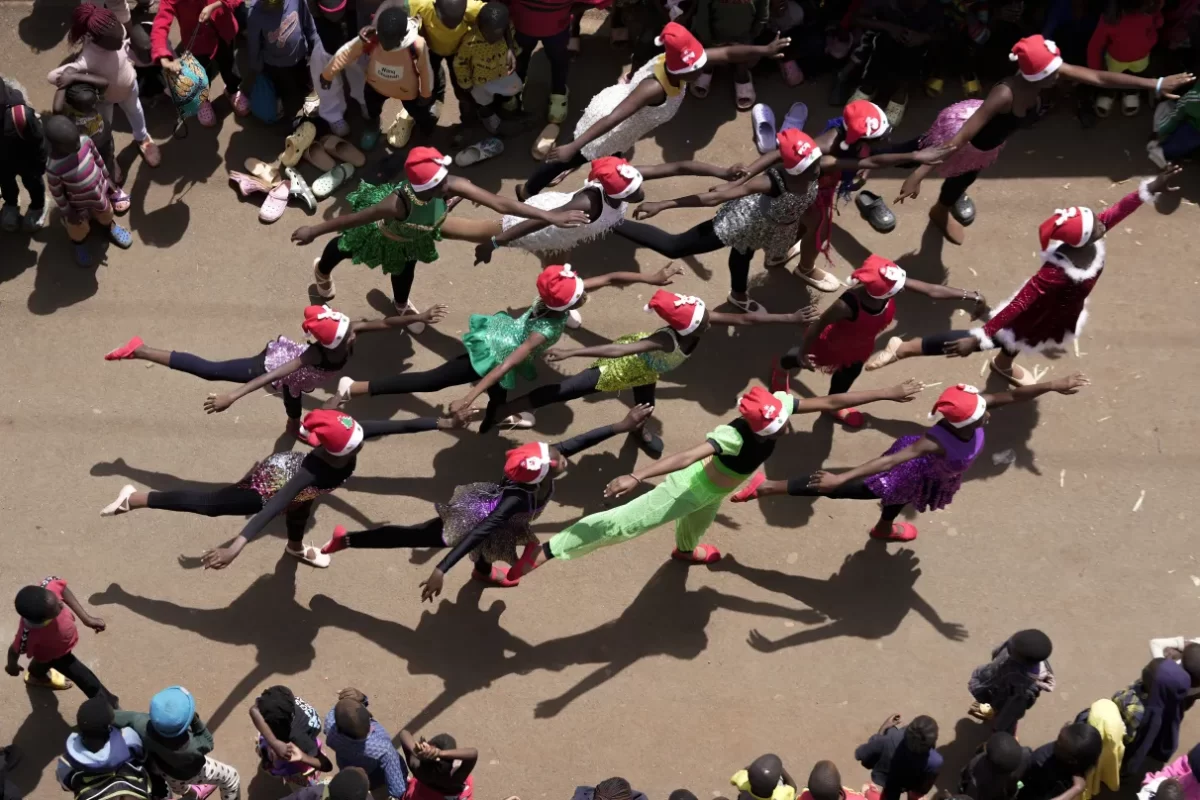 Ballerinas turn the Kenyan neighborhood of Kibera into a stage for a Christmas show