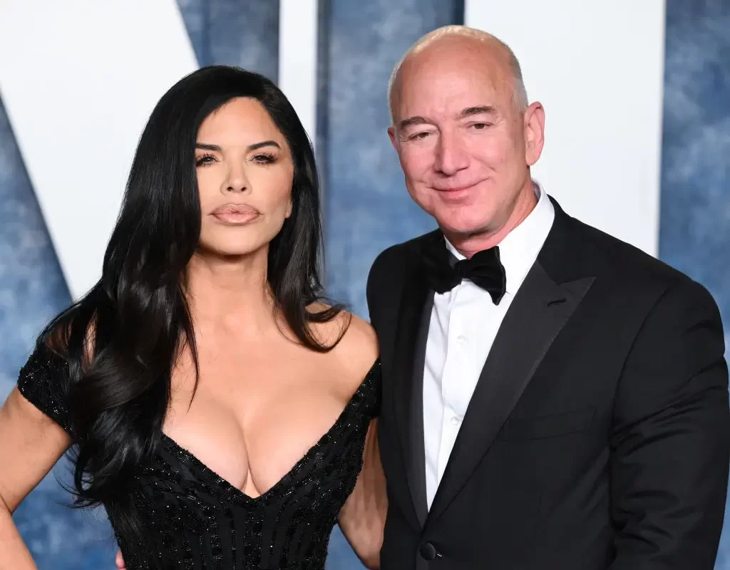 ‘Bezos Should Run Fast and Far!’: Outraged Fans Demand Jeff Bezos Ditch ‘Bargain Basement’ Fiancée Over Her Outfit to Promote Children’s Book