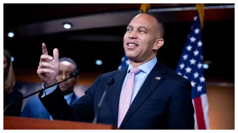 ‘Racist MAGA Morons’: House Minority Leader Hakeem Jeffries Called a ‘Dollar Store Knock Off of Obama’ After He Challenged Donald Trump’s Failed Grocery Price Pledge