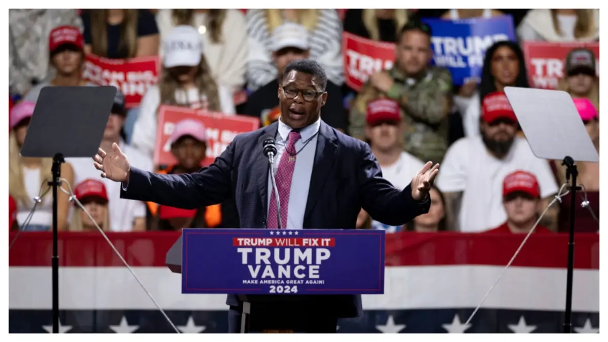 ‘Trump’s Quota for Black Men Full Now’: Social Media Largely Unimpressed with Donald Trump’s Appointment of Herschel Walker as Retired Football Player’s Numerous ‘Lies’ Resurface