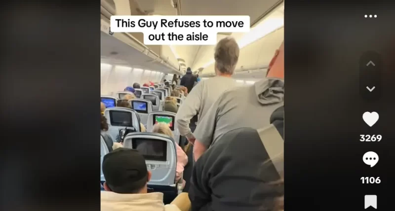 ‘You’re Bullying Everyone’: Video Shows Man Blocking Passengers from Deboarding Delta Plane Despite Some Claiming to Have Connecting Flights, Drawing Mixed Reactions